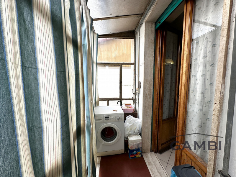 Immagine 3 di Appartamento in vendita  a Calenzano