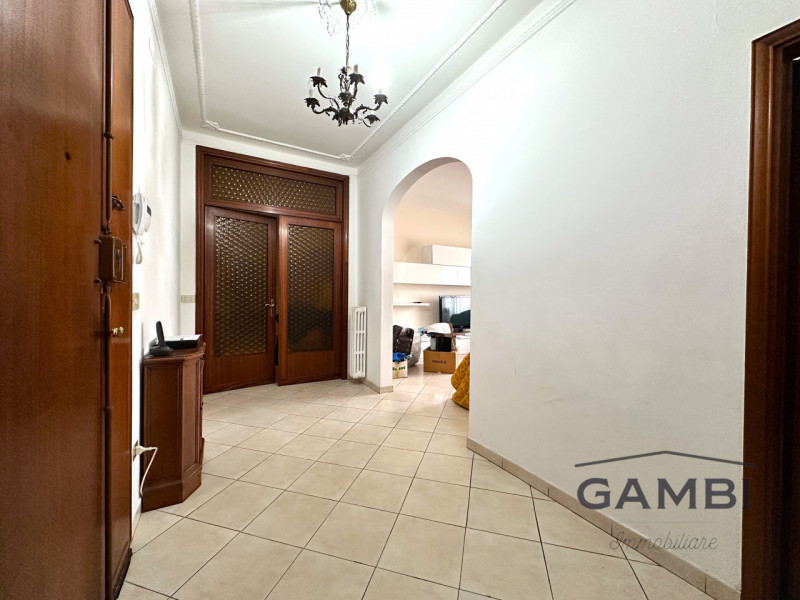 Immagine 15 di Appartamento in vendita  a Calenzano