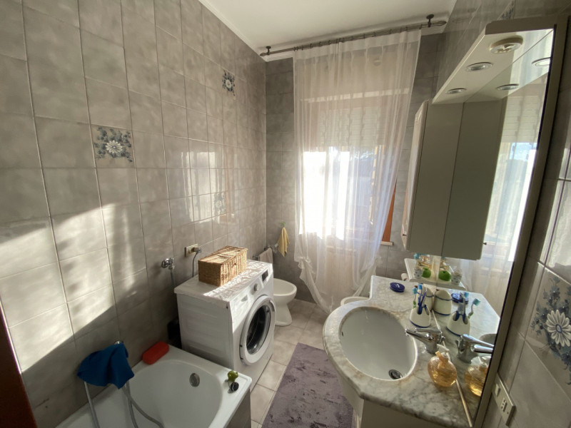 Immagine 7 di Appartamento in vendita  in Via Primavera a Chioggia