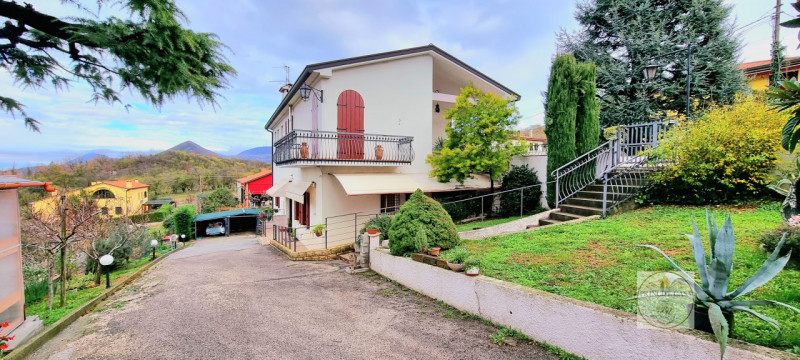 Immagine 6 di Casa indipendente in vendita  in via cà bianche a Baone