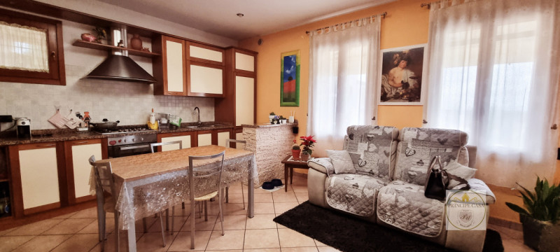 Immagine 11 di Casa indipendente in vendita  in via cà bianche a Baone