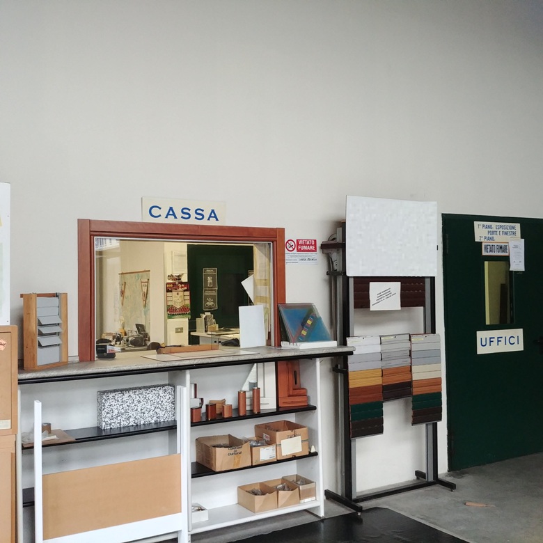 Immagine 3 di Laboratorio in vendita  in VIA FLEMING a Settimo Milanese