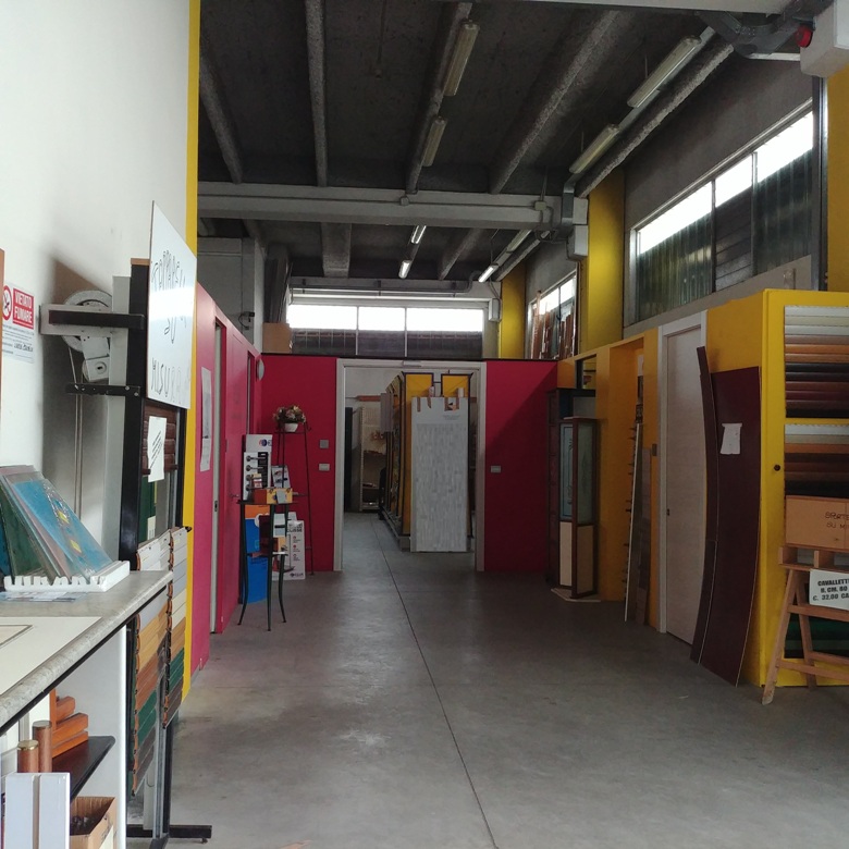 Immagine 4 di Laboratorio in vendita  in VIA FLEMING a Settimo Milanese