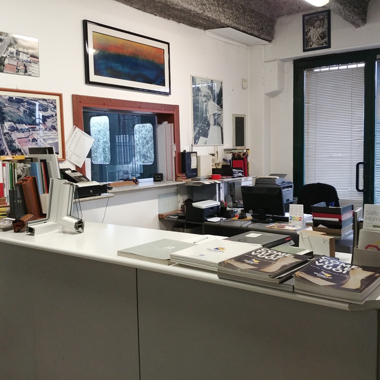 Immagine 5 di Laboratorio in vendita  in VIA FLEMING a Settimo Milanese