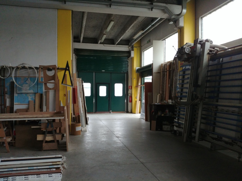 Immagine 10 di Laboratorio in vendita  in VIA FLEMING a Settimo Milanese