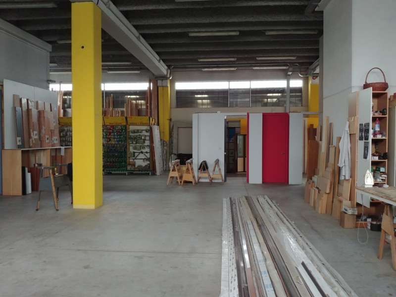 Immagine 13 di Laboratorio in vendita  in VIA FLEMING a Settimo Milanese