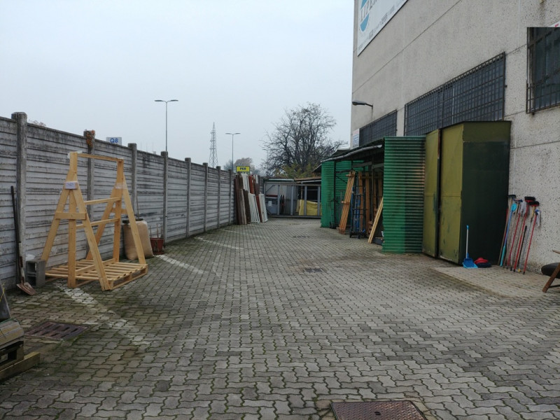 Immagine 21 di Laboratorio in vendita  in VIA FLEMING a Settimo Milanese