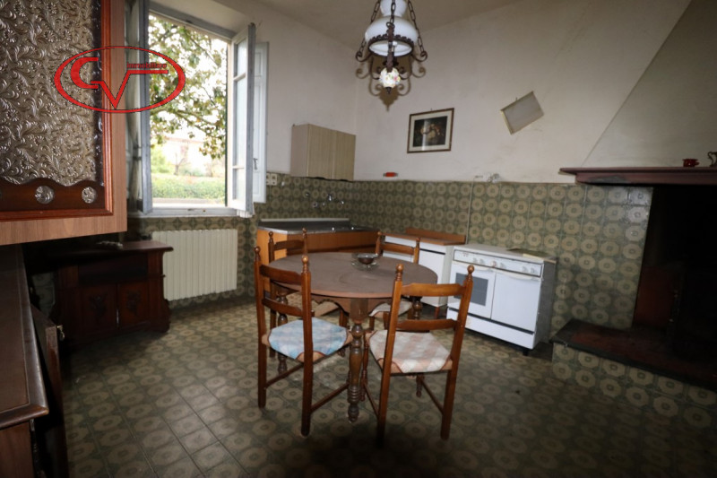 Immagine 6 di Villa in vendita  in ambra a Bucine