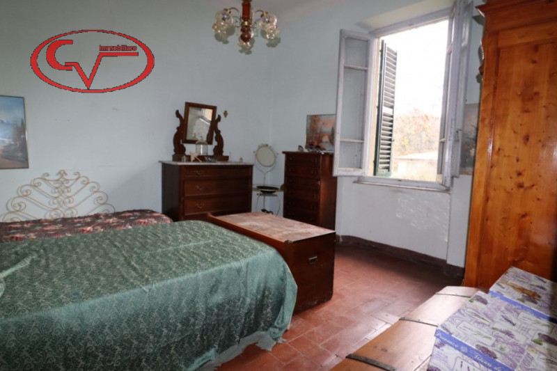 Immagine 15 di Villa in vendita  in ambra a Bucine