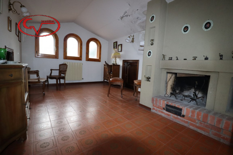 Immagine 22 di Villa in vendita  in ambra a Bucine