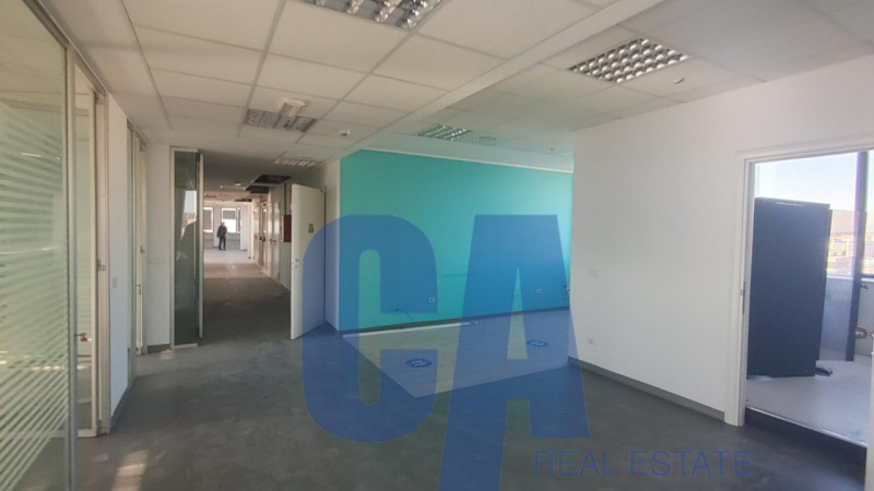 Immagine 12 di Ufficio in affitto  in VIA GIOVANNI GENTILE a Milano