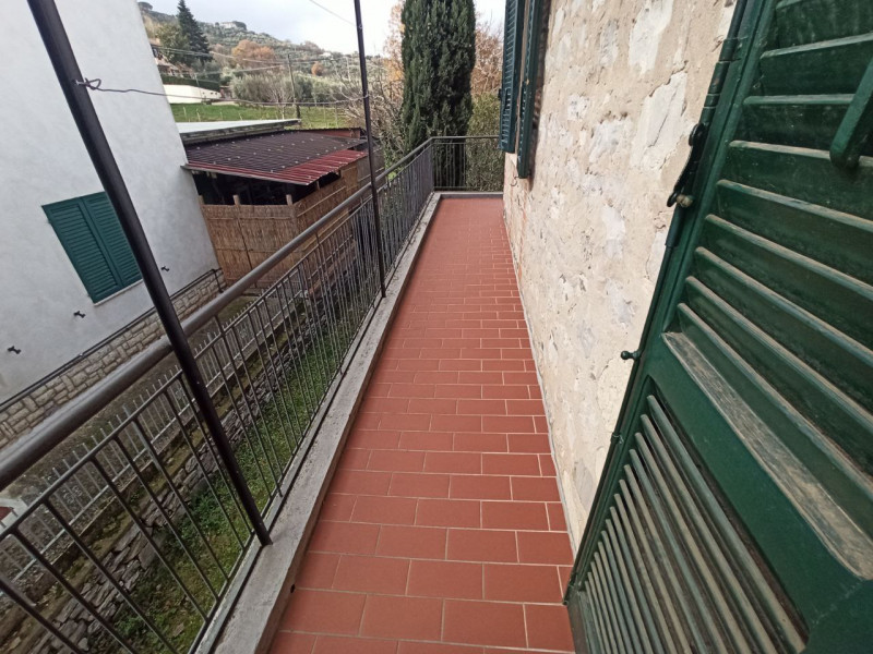 Immagine 11 di Casa indipendente in vendita  in via rovinato, Panicale a Panicale