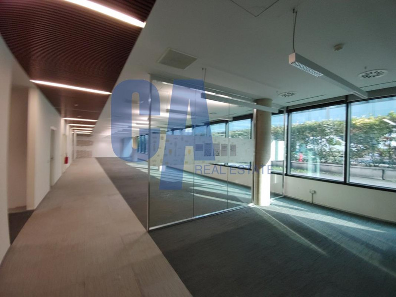 Immagine 3 di Ufficio in affitto  in VIALE MARCHE a Milano