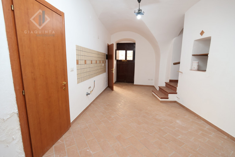 Immagine 29 di Casa indipendente in vendita  in via Vincenzo Dandolo n.06 a Palagonia