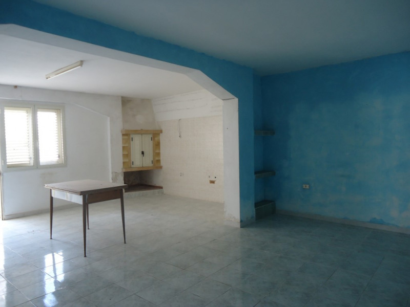 Immagine 3 di Casa indipendente in vendita  in Via Casa Savoia a Parabita