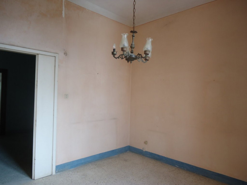 Immagine 4 di Casa indipendente in vendita  in Via Casa Savoia a Parabita