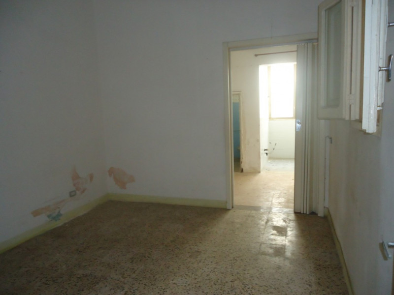 Immagine 6 di Casa indipendente in vendita  in Via Casa Savoia a Parabita