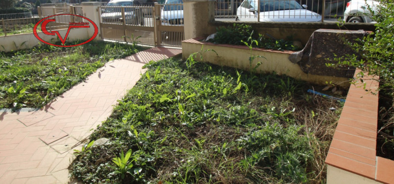 Immagine 2 di Appartamento in vendita  in Via Norcenni a Figline E Incisa Valdarno