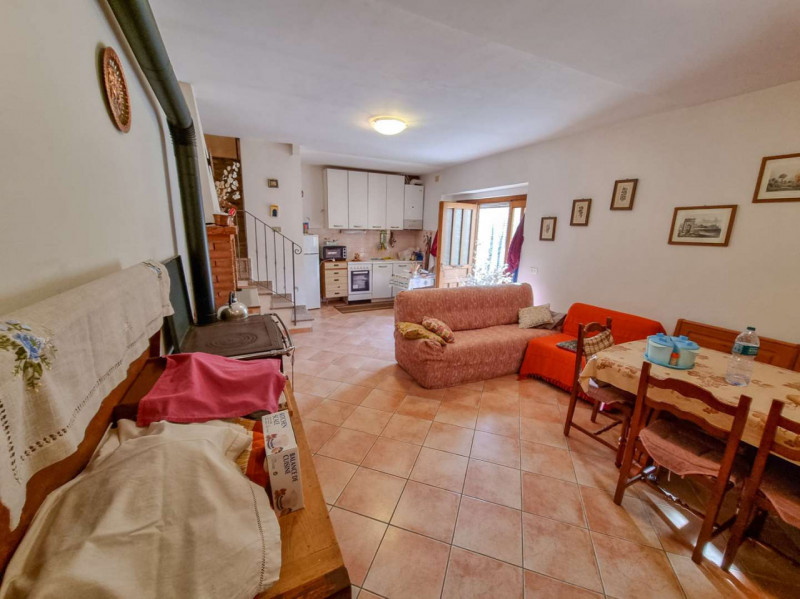 Immagine 2 di Casa indipendente in vendita  in via della Fonte a Sestino