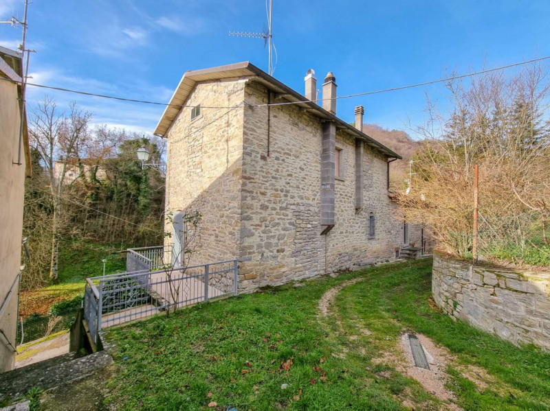 Immagine 13 di Casa indipendente in vendita  in via della Fonte a Sestino