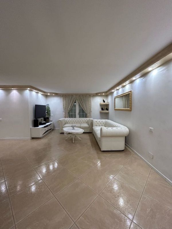 Immagine 7 di Casa bifamiliare in vendita  in VI ROMA a Salzano