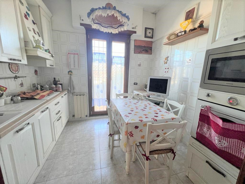 Immagine 4 di Appartamento in vendita  in VIA BERNARDO MINOZZI a Roma