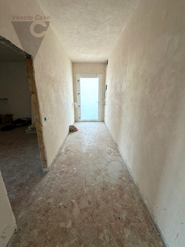 Immagine 8 di Casa indipendente in vendita  a Saonara