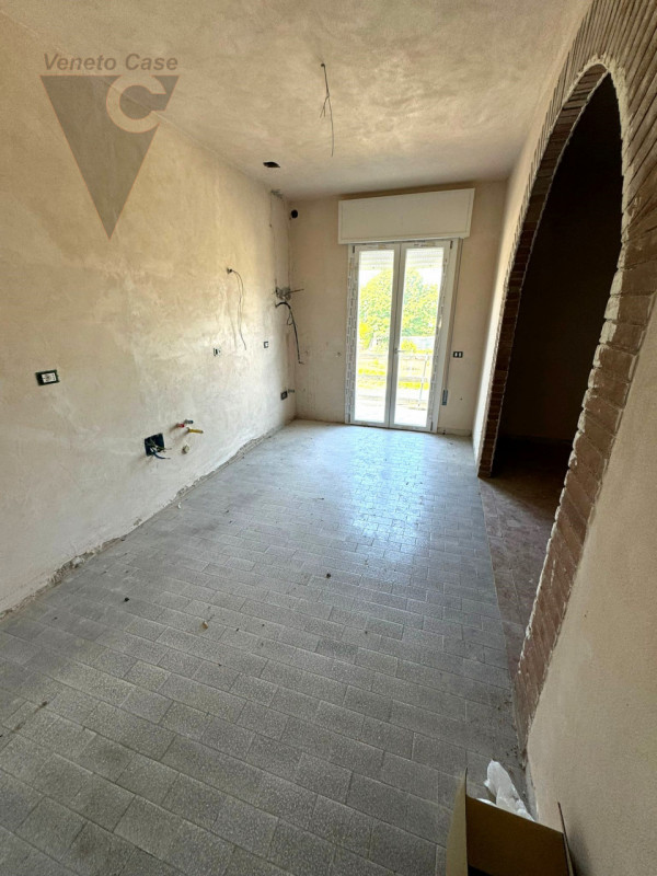 Immagine 11 di Casa indipendente in vendita  a Saonara