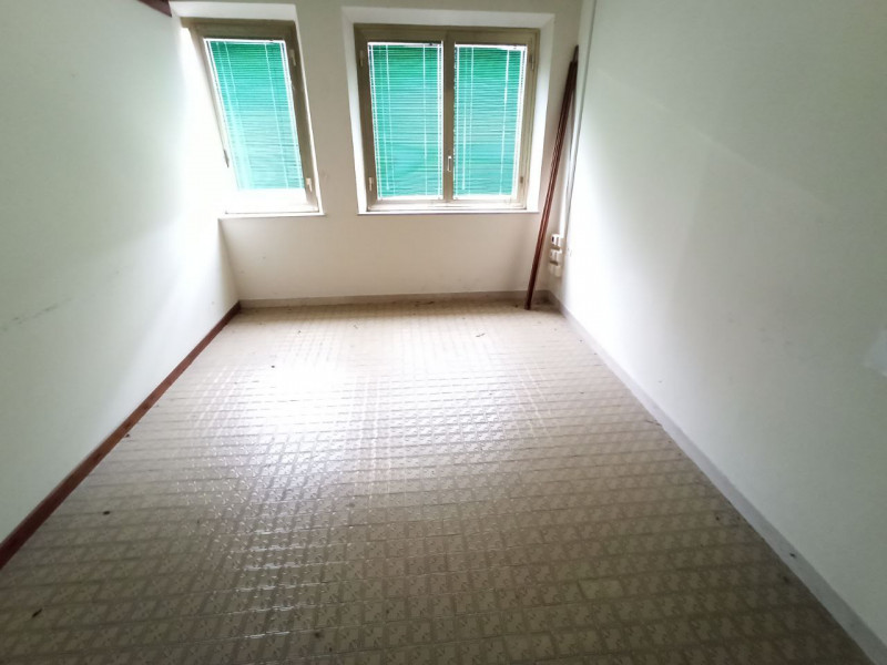 Immagine 3 di Laboratorio in affitto  in Via Roma a Castiglione Del Lago