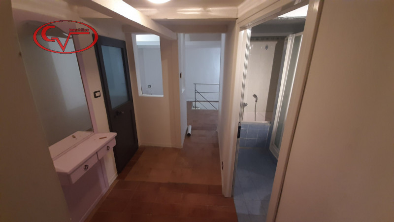 Immagine 16 di Appartamento in vendita  in Via della Pce a Montevarchi