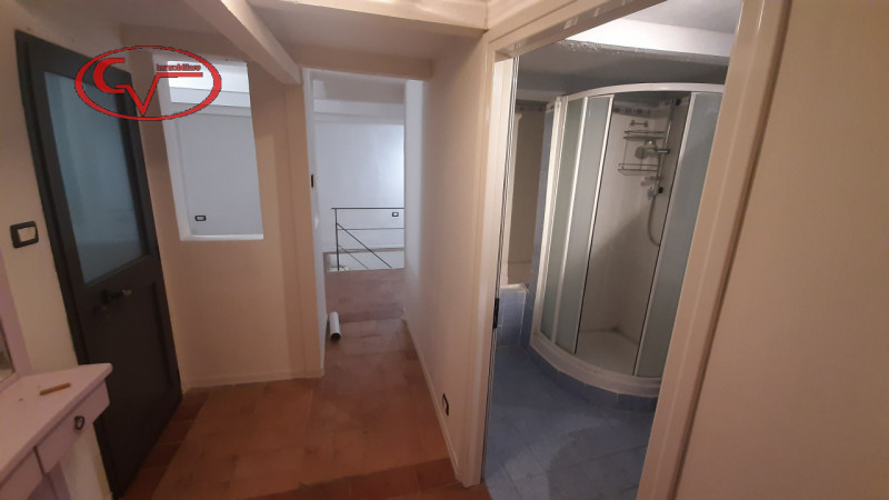 Immagine 17 di Appartamento in vendita  in Via della Pce a Montevarchi