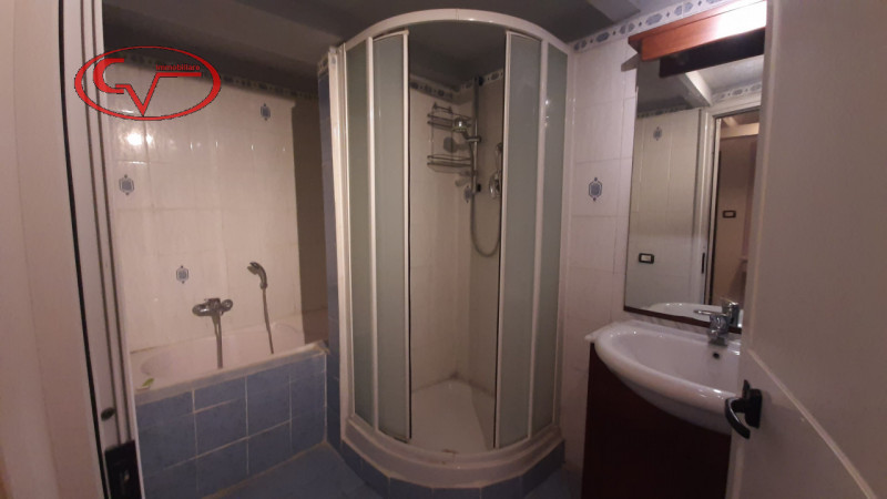 Immagine 19 di Appartamento in vendita  in Via della Pce a Montevarchi