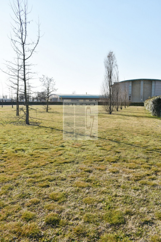 Immagine 9 di Terreno in vendita  in via montello a Resana