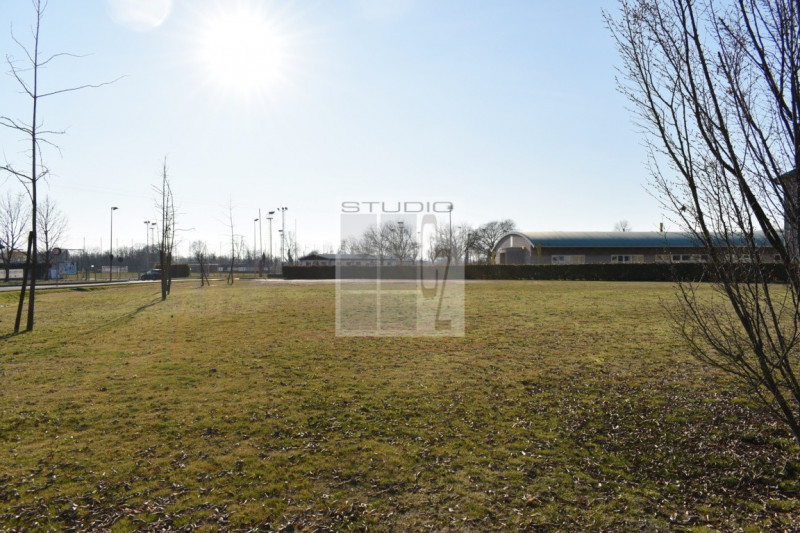 Immagine 13 di Terreno in vendita  in via montello a Resana