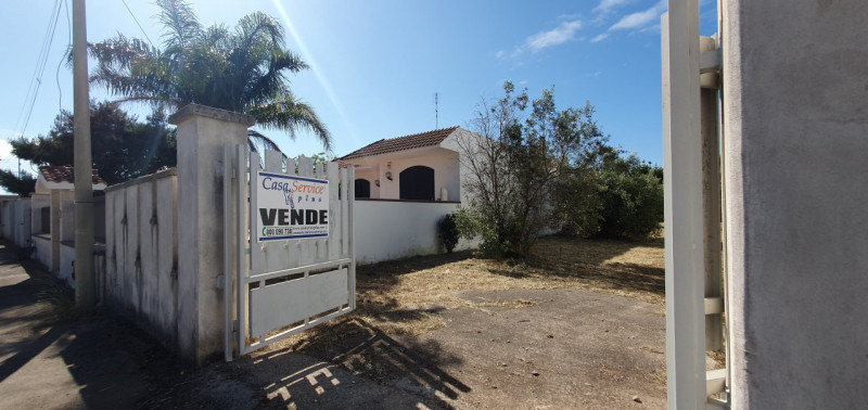 Immagine 7 di Terreno in vendita  a Casarano