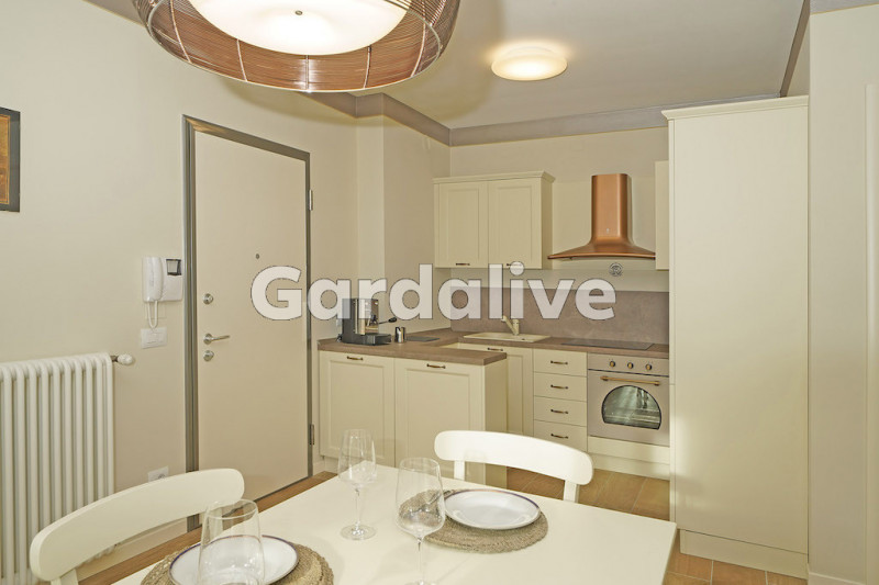 Immagine 7 di Appartamento in vendita  in Viale Ugo Foscolo, 134 a Toscolano-Maderno