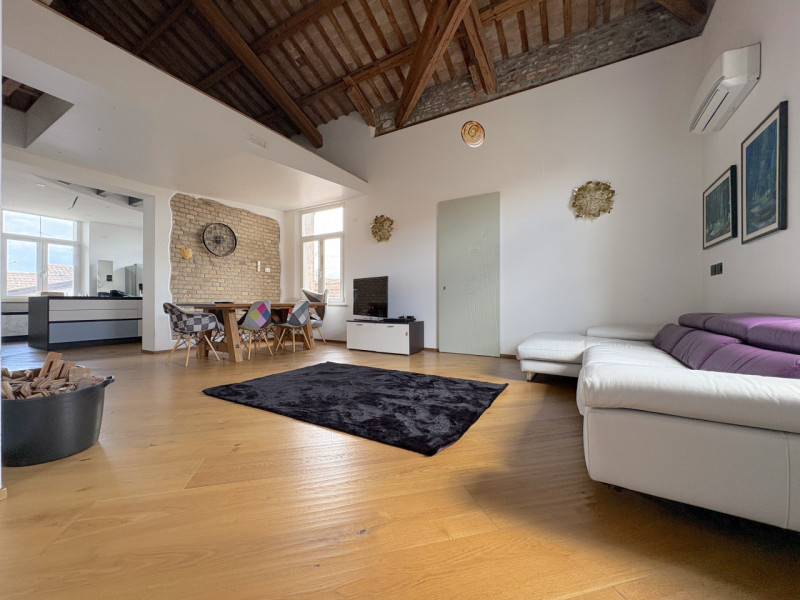 Immagine 5 di Appartamento in vendita  in Via Paparotti a Udine