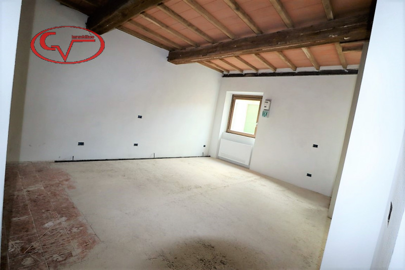 Immagine 10 di Villetta a schiera in vendita  in moncioni a Montevarchi