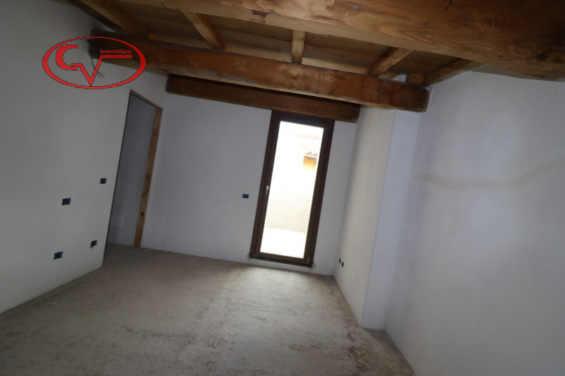 Immagine 24 di Villetta a schiera in vendita  in moncioni a Montevarchi