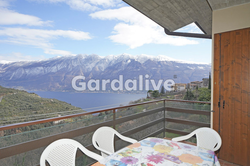 Immagine 2 di Appartamento in vendita  in Via Gramsci, SNC a Tignale