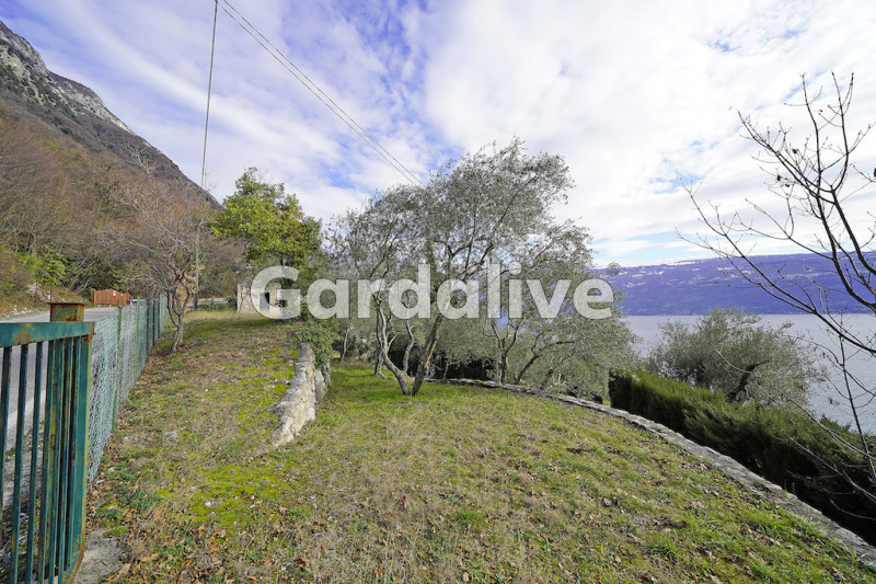 Immagine 6 di Rustico / casale in vendita  in Via Muslone, 29 a Gargnano