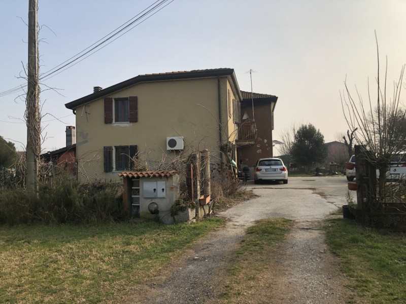 Immagine 2 di Villa in vendita  in Vai Barenassa a Chioggia