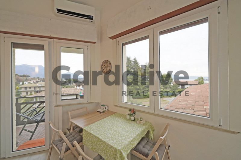 Immagine 4 di Appartamento in vendita  in Viale Catullo a Manerba Del Garda