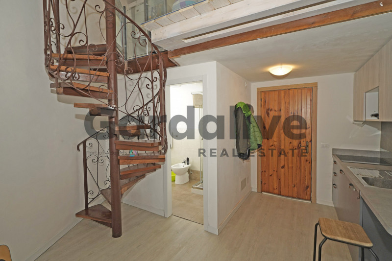 Immagine 8 di Appartamento in vendita  in Viale Catullo a Manerba Del Garda