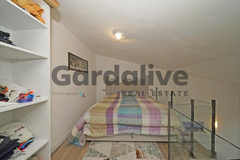 Immagine 12 di Appartamento in vendita  in Viale Catullo a Manerba Del Garda