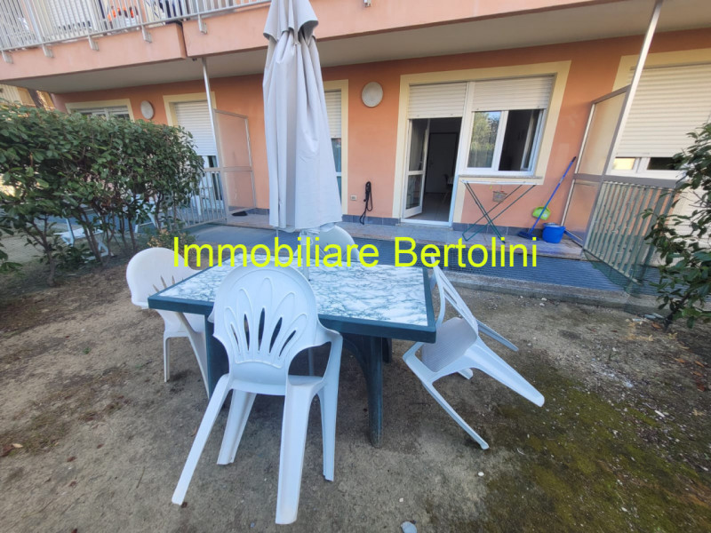 Immagine 4 di Appartamento in vendita  in via degli amici a Bordighera