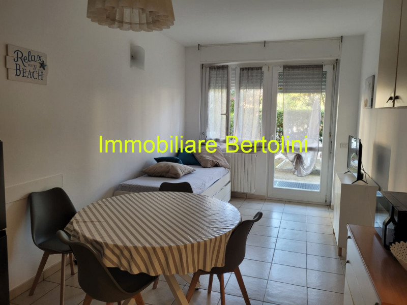 Immagine 6 di Appartamento in vendita  in via degli amici a Bordighera