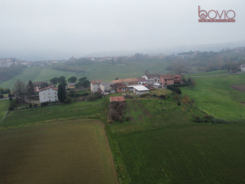 Immagine 13 di Rustico / casale in vendita  in Via Indipendenza 21 a Cerrina
