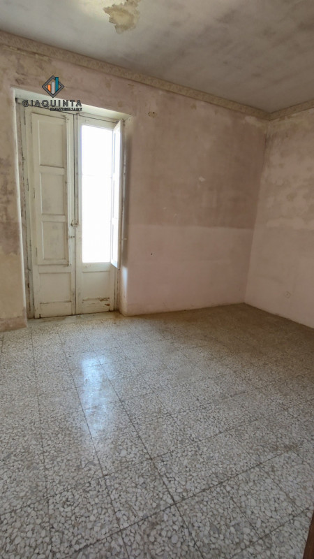 Immagine 4 di Casa indipendente in vendita  in via Amedeo n.80 a Palagonia