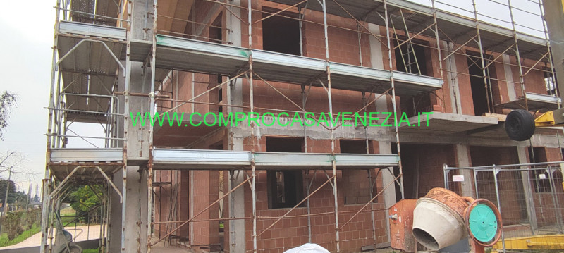 Immagine 3 di Casa bifamiliare in vendita  in VIA VILLABONA a Venezia